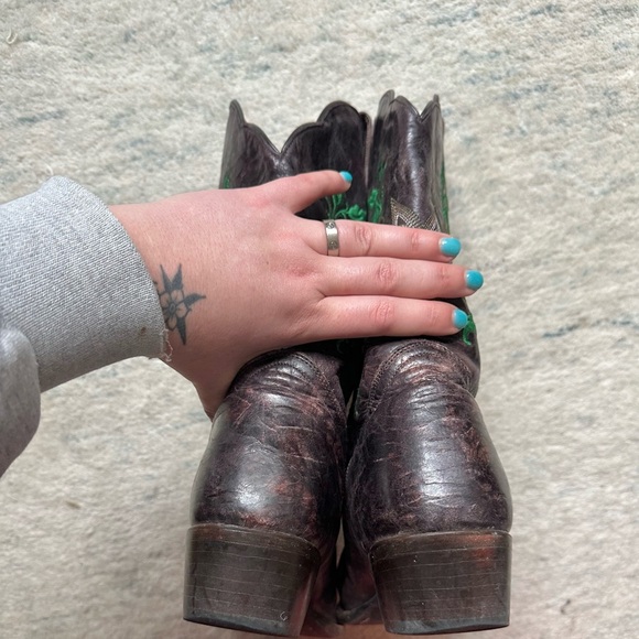 J.B. Dillon Distressed Western Cowboy Boots Floral Embroidery Brown 11B Boho - Picture 5 of 8